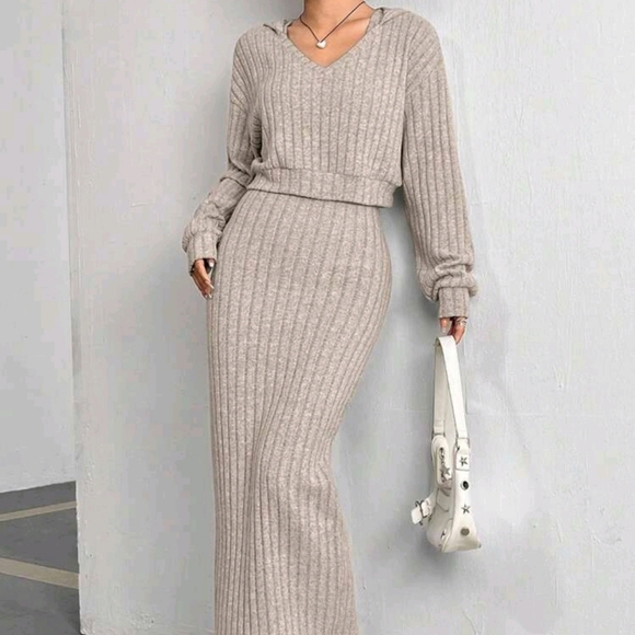 Tops - Ladies' Ribbed Long Sleeve T-Shirt And Skirt Set